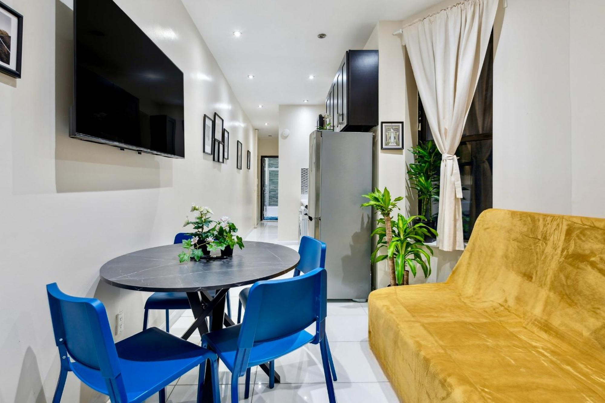 Central & Cozy 2 Bd Apt In Manhattan ニューヨーク エクステリア 写真